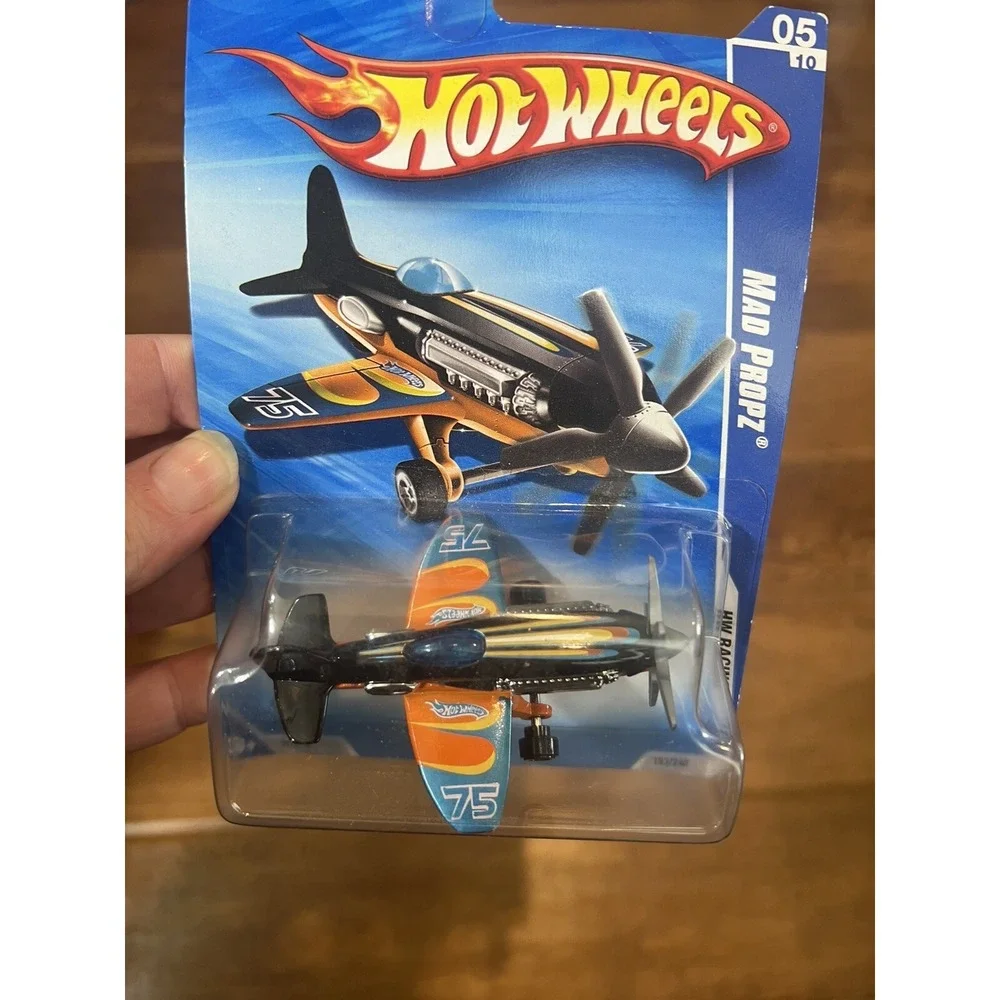 2010 Hot‎ Wheels 1/64 Diecast HW Racing Blue Mad Propz Plane NIP